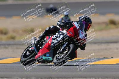 media/Oct-08-2022-SoCal Trackdays (Sat) [[1fc3beec89]]/Turn 14 (1050am)/